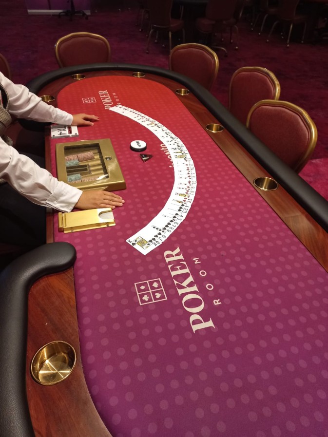 cash-texas-holdem-CR